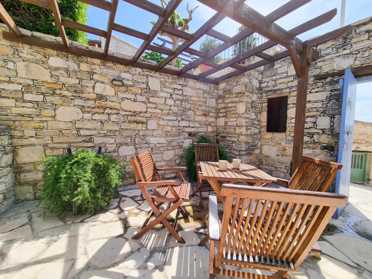 Aphrodite'S Pool Retreat Skarinou Extérieur photo