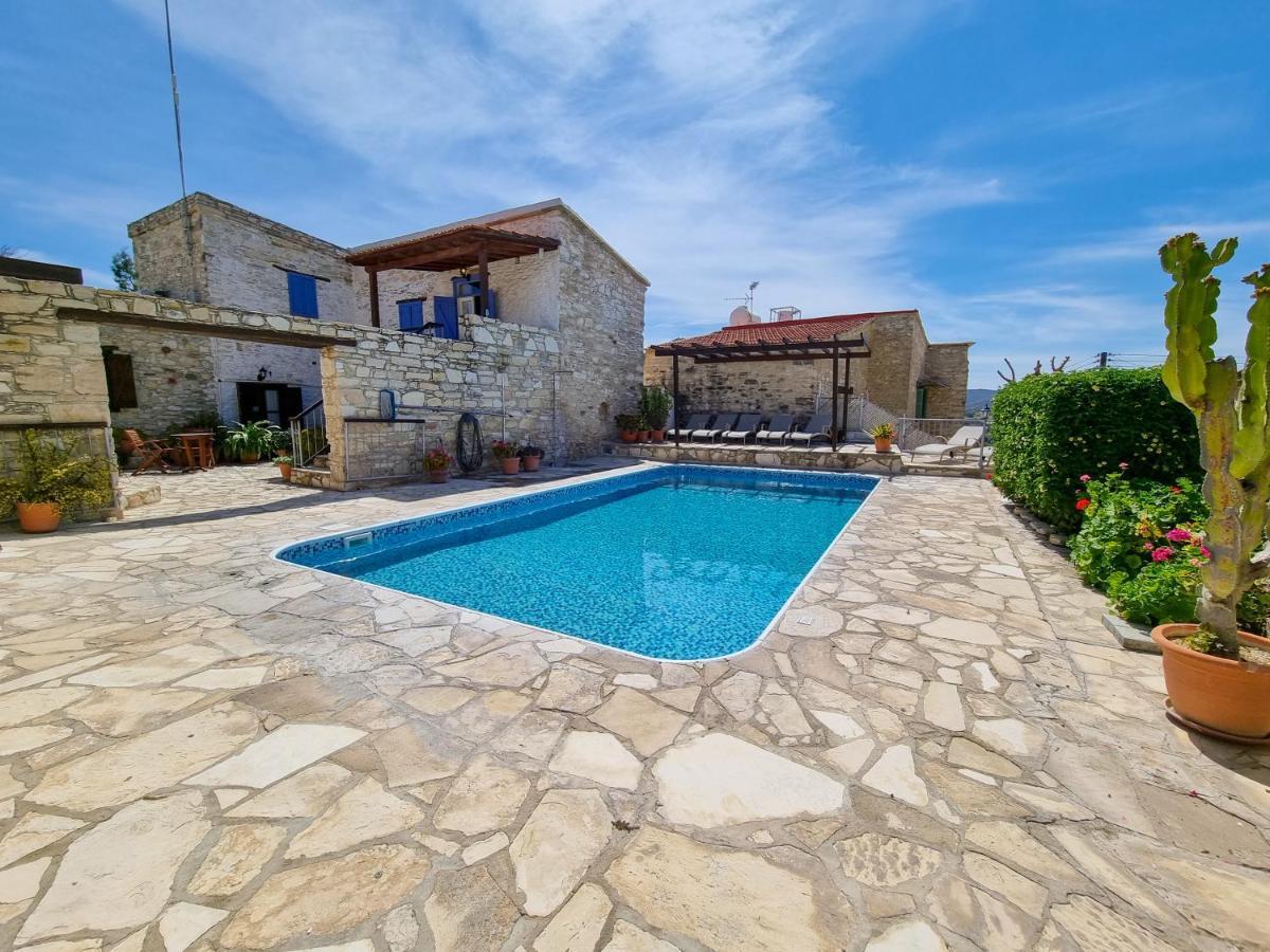 Aphrodite'S Pool Retreat Skarinou Extérieur photo
